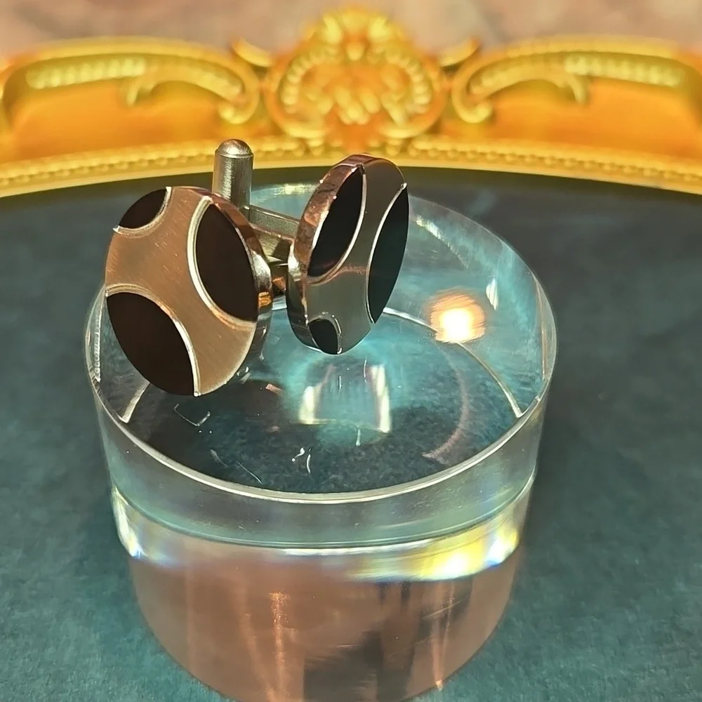 N/A elegant silver